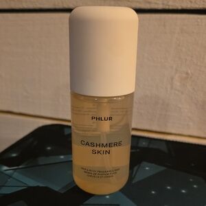 Phlur Cashmere Skin Fragrance Mist